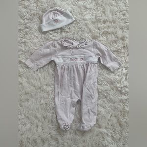 Kissy Kissy 0-3 month baby outfit with matching hat